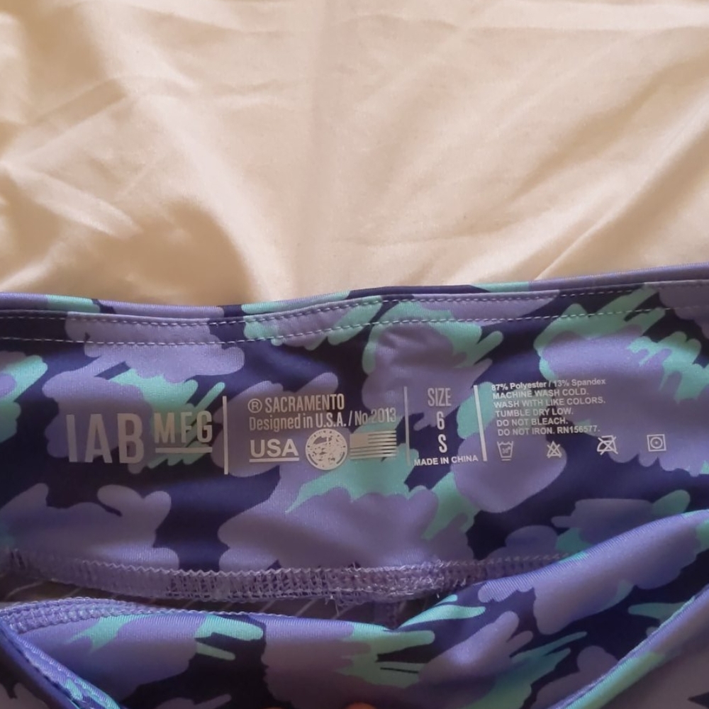 Colorful athletic spandex shorts - Picture 5 of 6